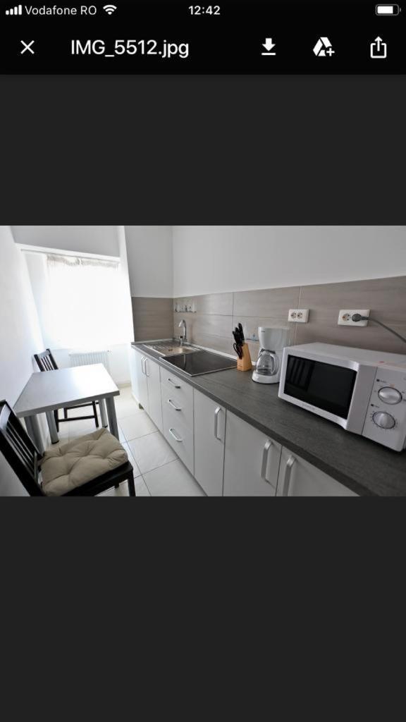 Alba Iulia Square - Apartments And Studios ブカレスト エクステリア 写真