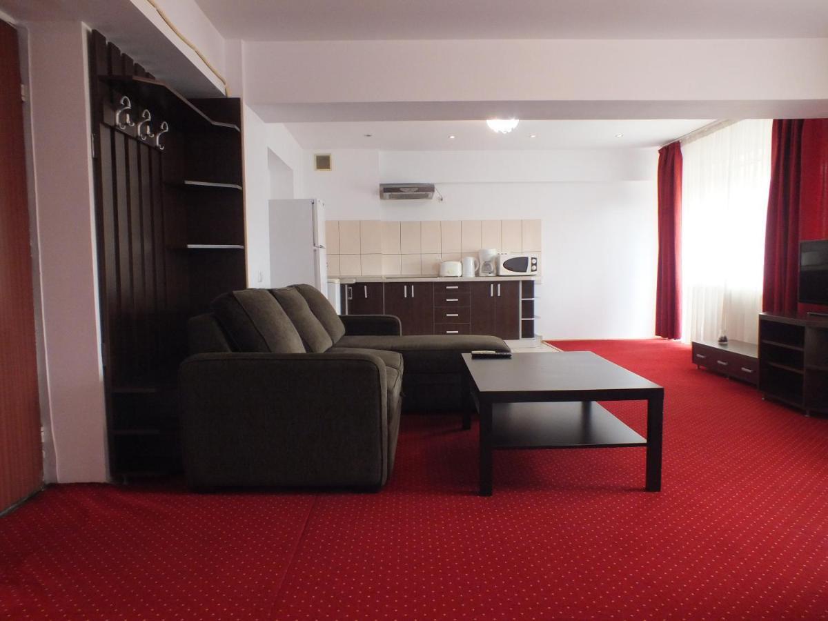 Alba Iulia Square - Apartments And Studios ブカレスト エクステリア 写真